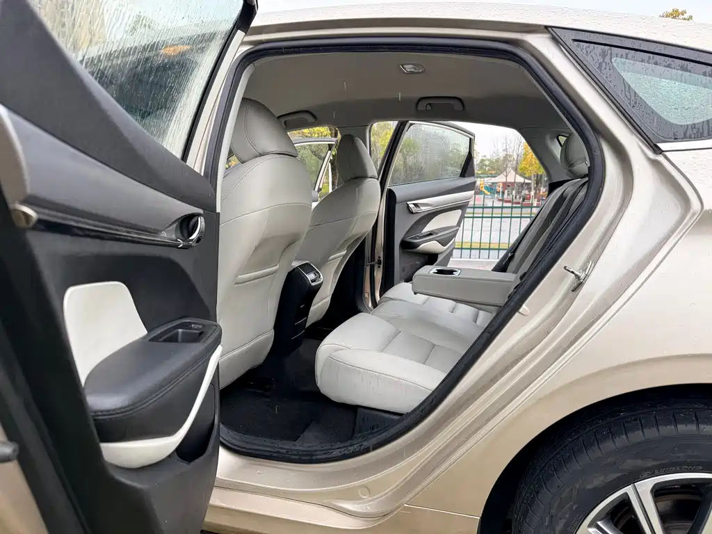 Binrui 2018 14T CVT Colorful Edition купить на сайте DeffCars