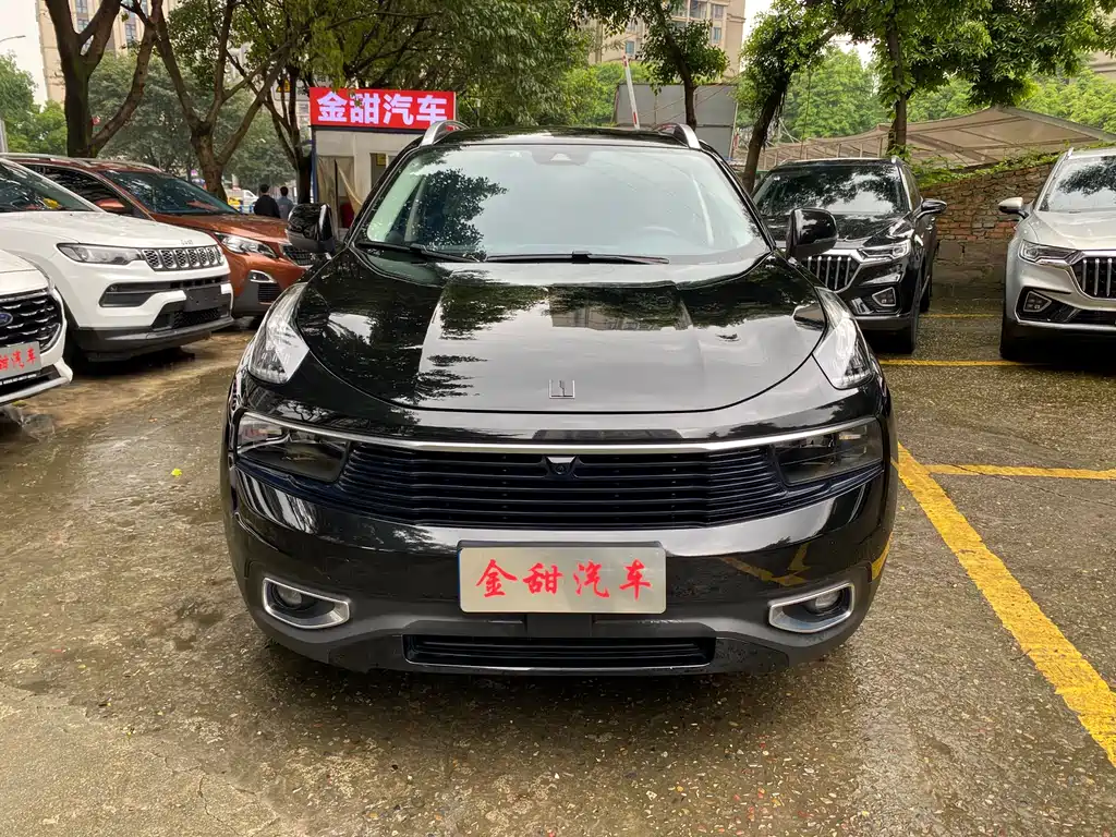 Lynk & Co 01 2019 2.0T 2WD Yao Pro Edition National V купить на сайте DeffCars