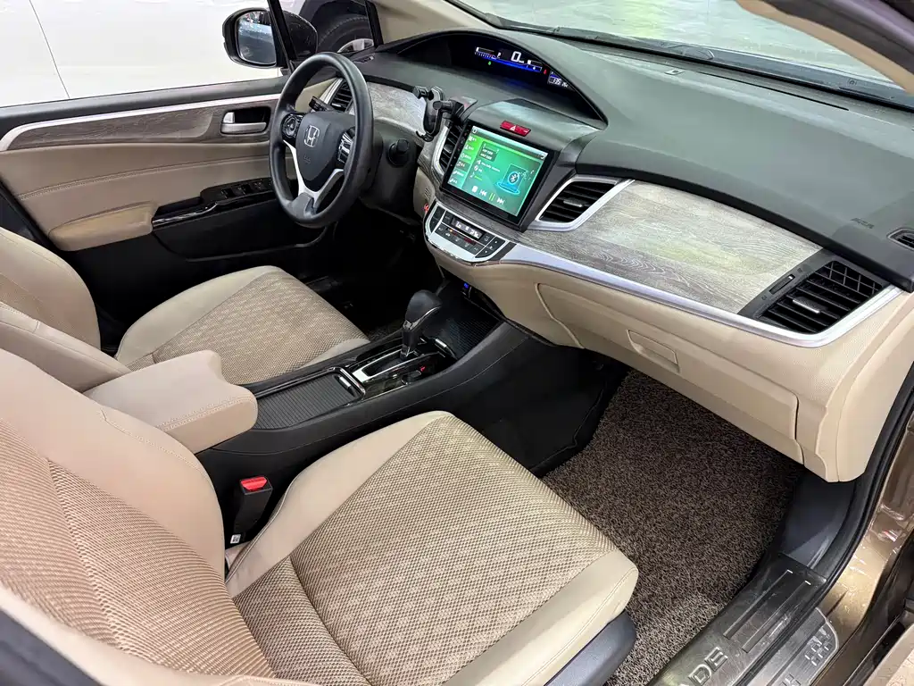 Jade 2017 1.8L automatic comfort version 5 seats купить на сайте DeffCars