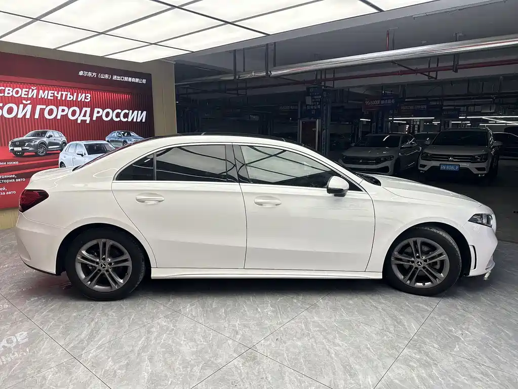Mercedes A-Class 2021 facelift A 180 L sports sedan купить на сайте DeffCars