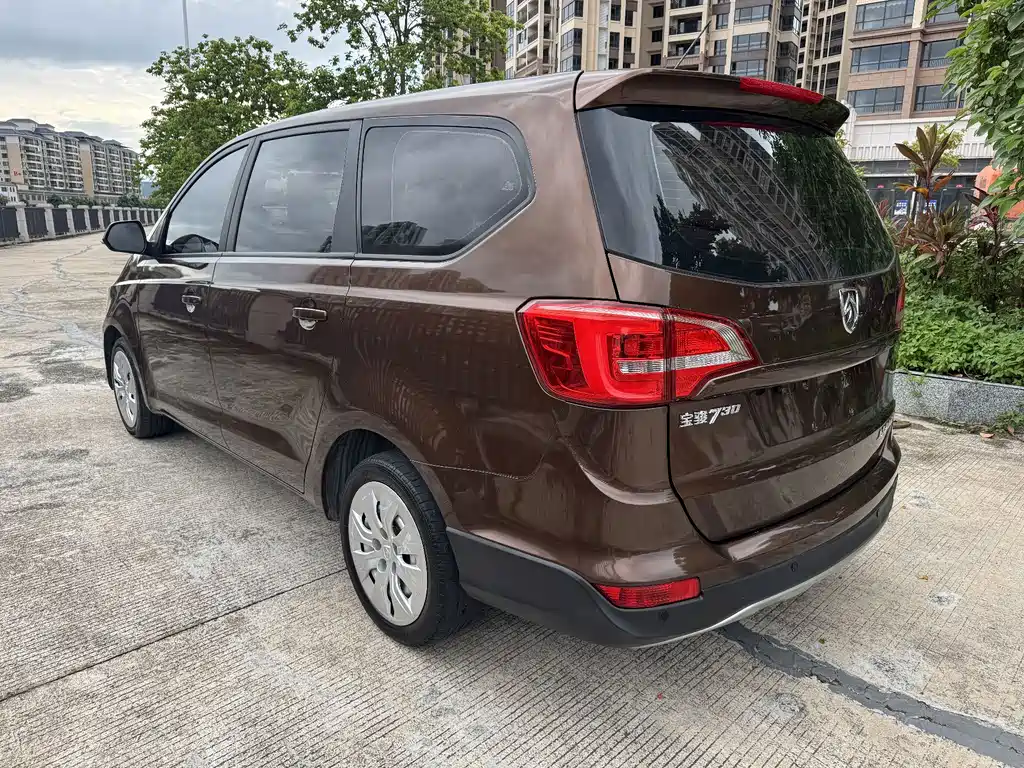 Baojun 730 2016 1.5L manual standard 7 seats купить на сайте DeffCars