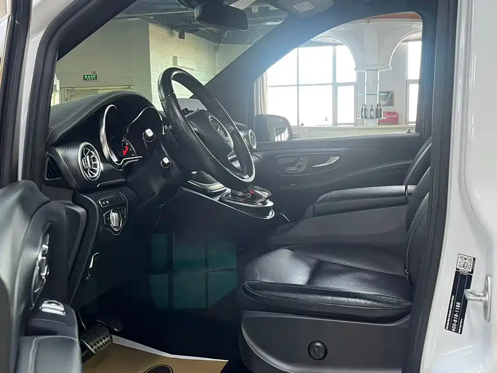 Mercedes-Benz V-Class 2018 V 260 AMG Sports Edition National V купить на сайте DeffCars