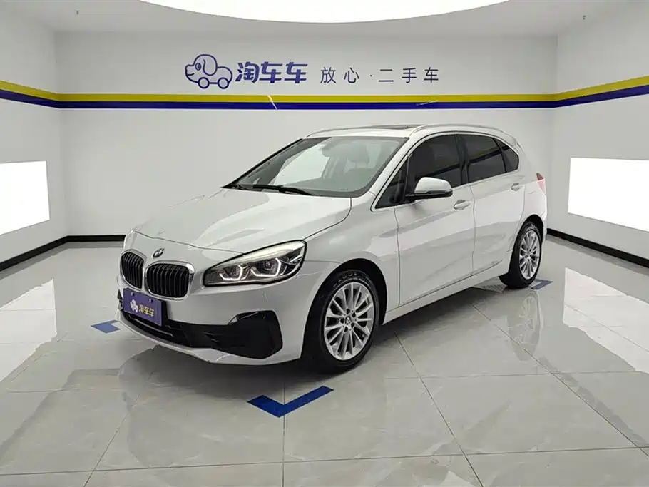 BMW 2 Series Touring 2018 218i Leading Model купить на сайте DeffCars