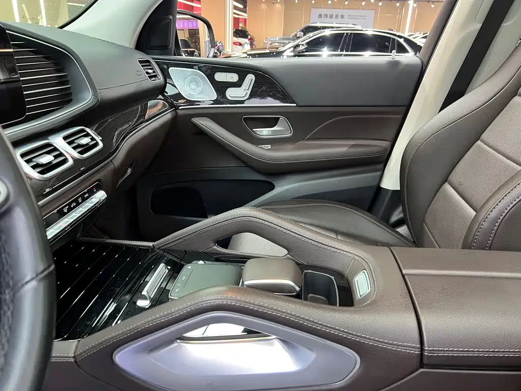 Mercedes-Benz GLE 2023 GLE 350 4MATIC Fashion Model купить на сайте DeffCars