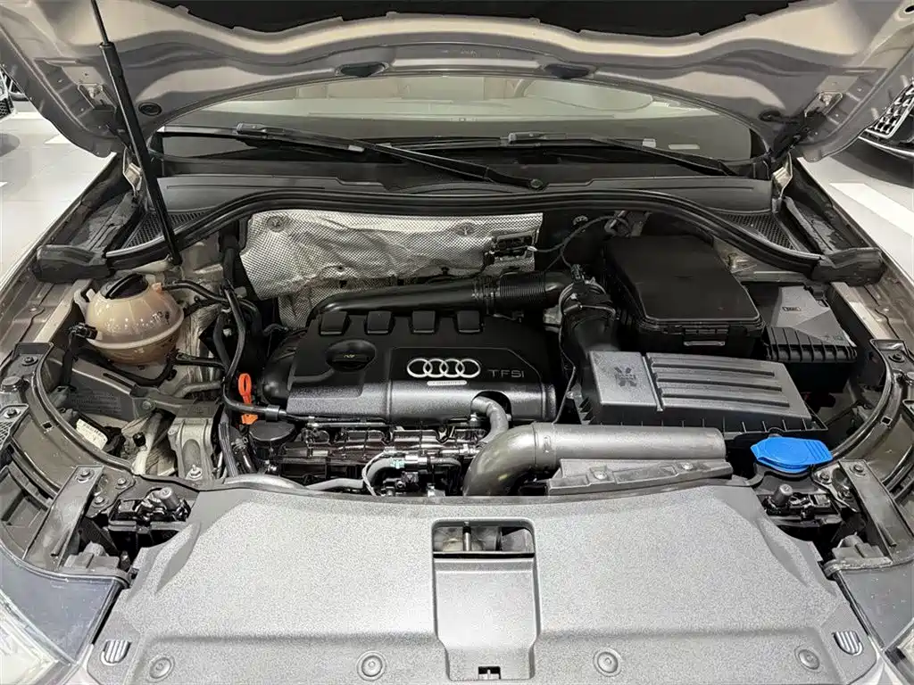 Audi Q3 2013 35 TFSI quattro technology купить на сайте DeffCars