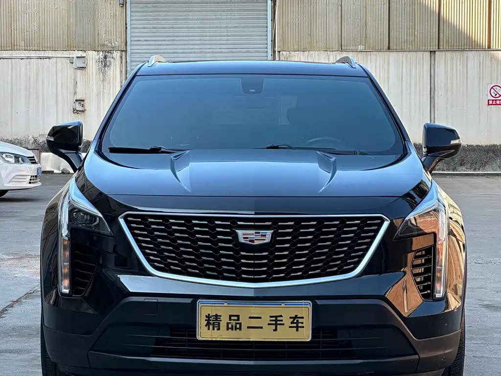 Cadillac XT4 2021 28T two-wheel drive leading model купить на сайте DeffCars