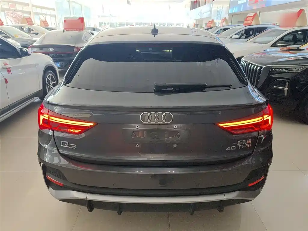 Audi Q3 Sportback 2020 40 TFSI Fashion купить на сайте DeffCars