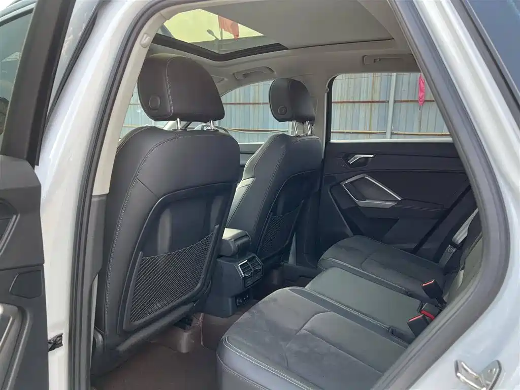 Audi Q3 2022 35 TFSI Fashionable and Dynamic купить на сайте DeffCars