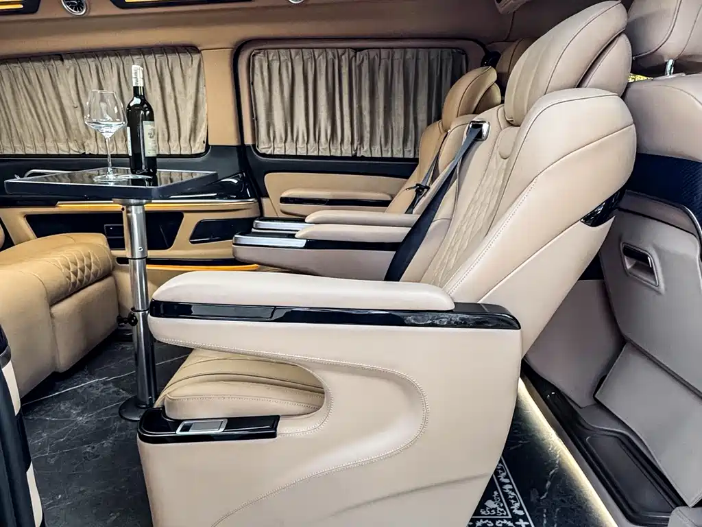Vito 2023 2.0T Business Edition 7 seats купить на сайте DeffCars