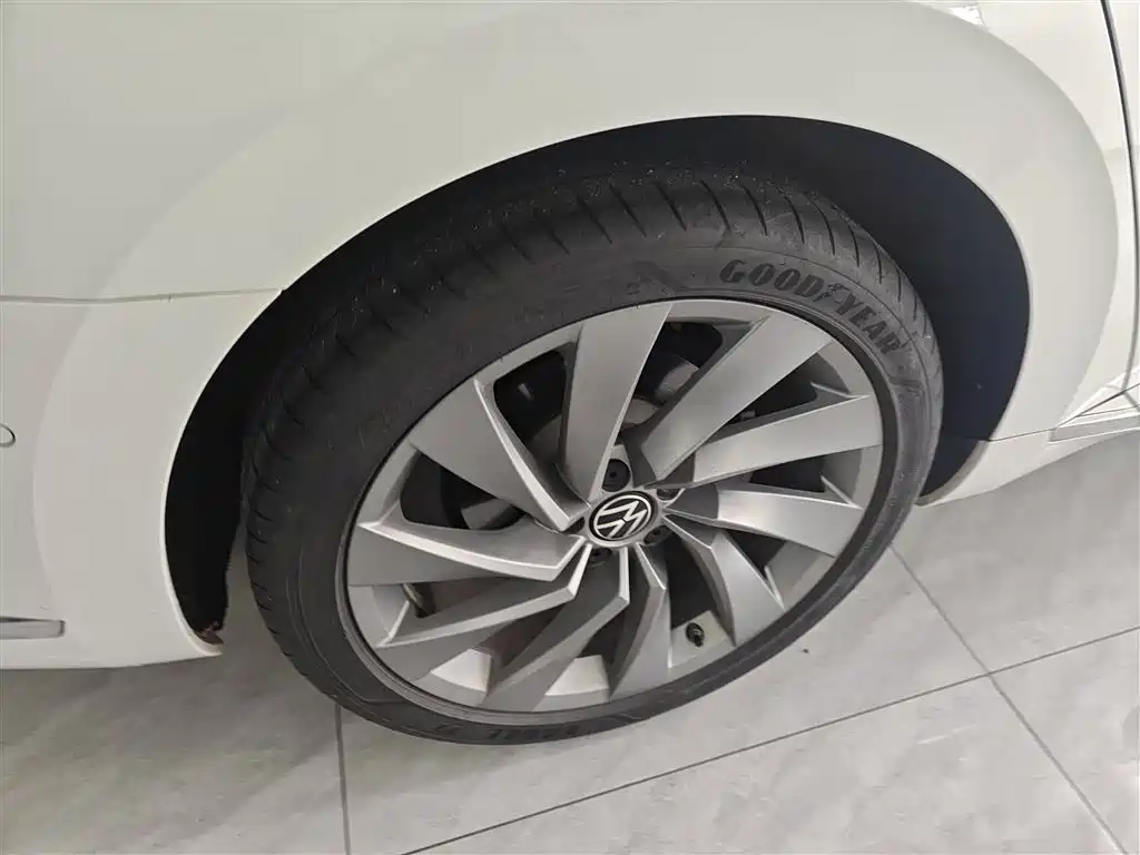 FAW-Volkswagen CC 2021 380TSI eye-catching version купить на сайте DeffCars