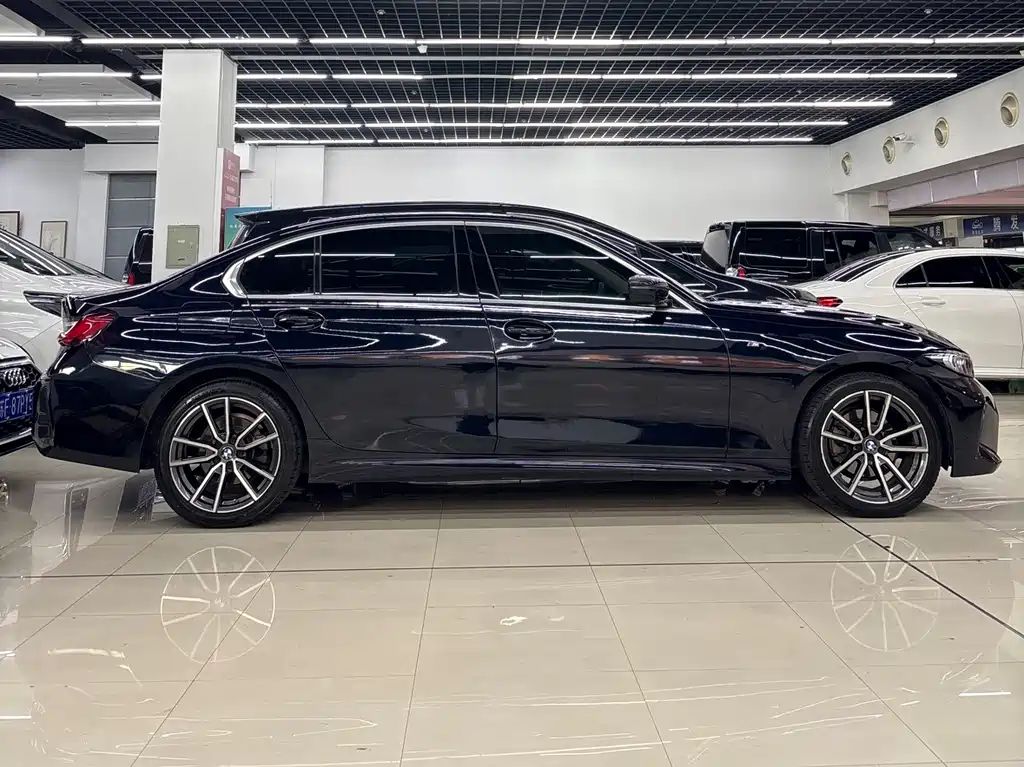 BMW 3 Series 2023 320Li M Sports Package купить на сайте DeffCars