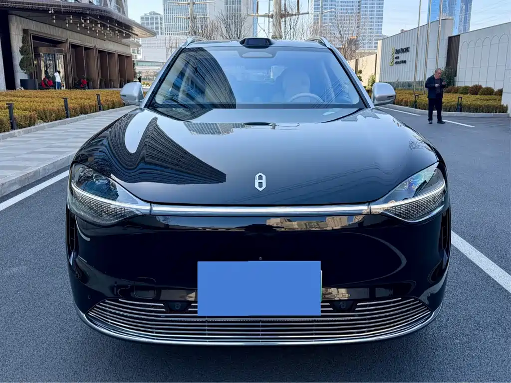 Wenjie M9 2024 extended range Ultra version 52kWh 5-seater version купить на сайте DeffCars