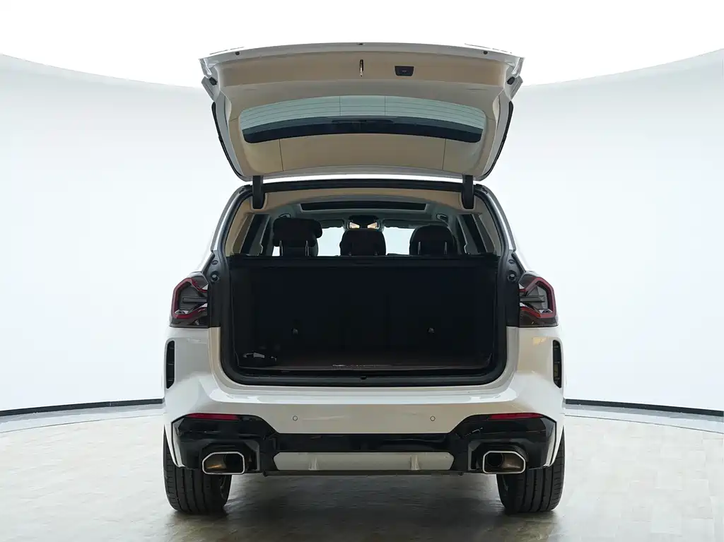 BMW X3 2022 facelift xDrive25i M sports package купить на сайте DeffCars
