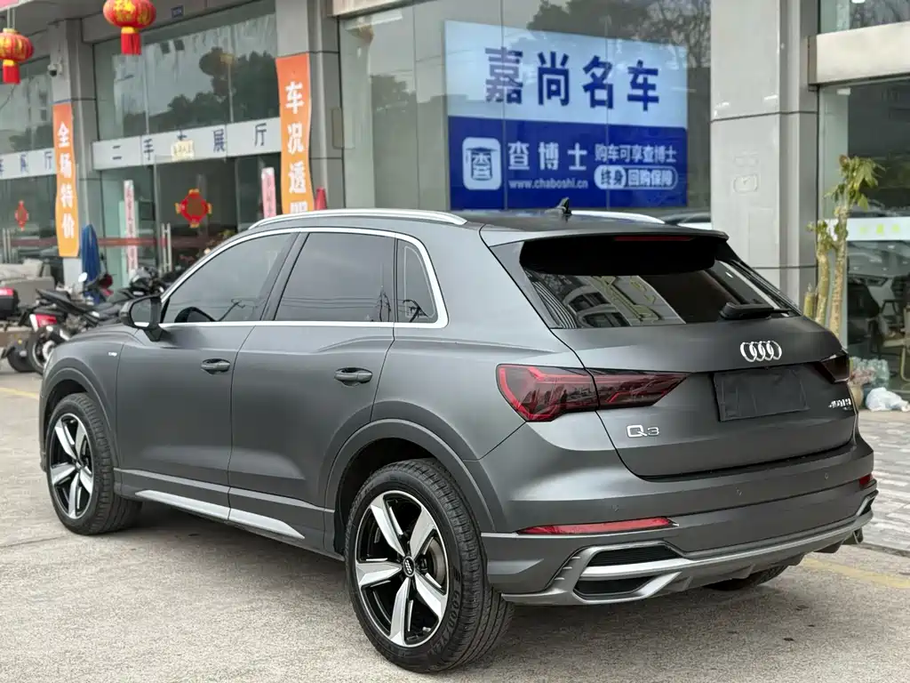 Audi Q3 2019 40 TFSI quattro fashionable and dynamic купить на сайте DeffCars