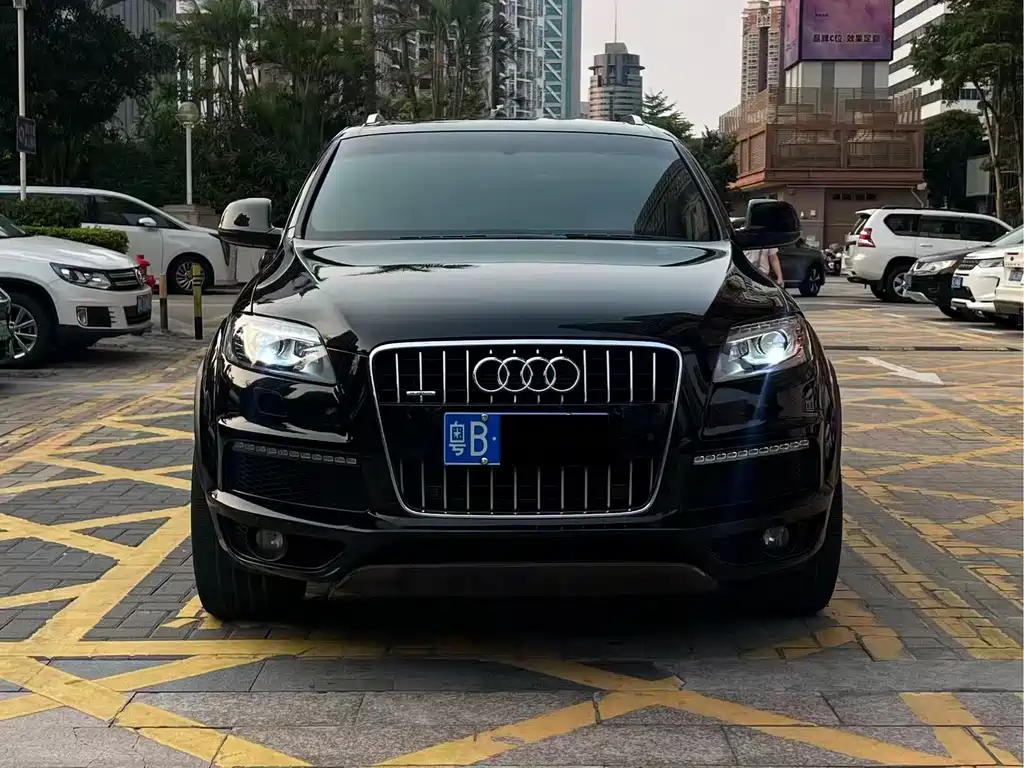 Audi Q7 2013 35 TFSI exclusive model купить на сайте DeffCars