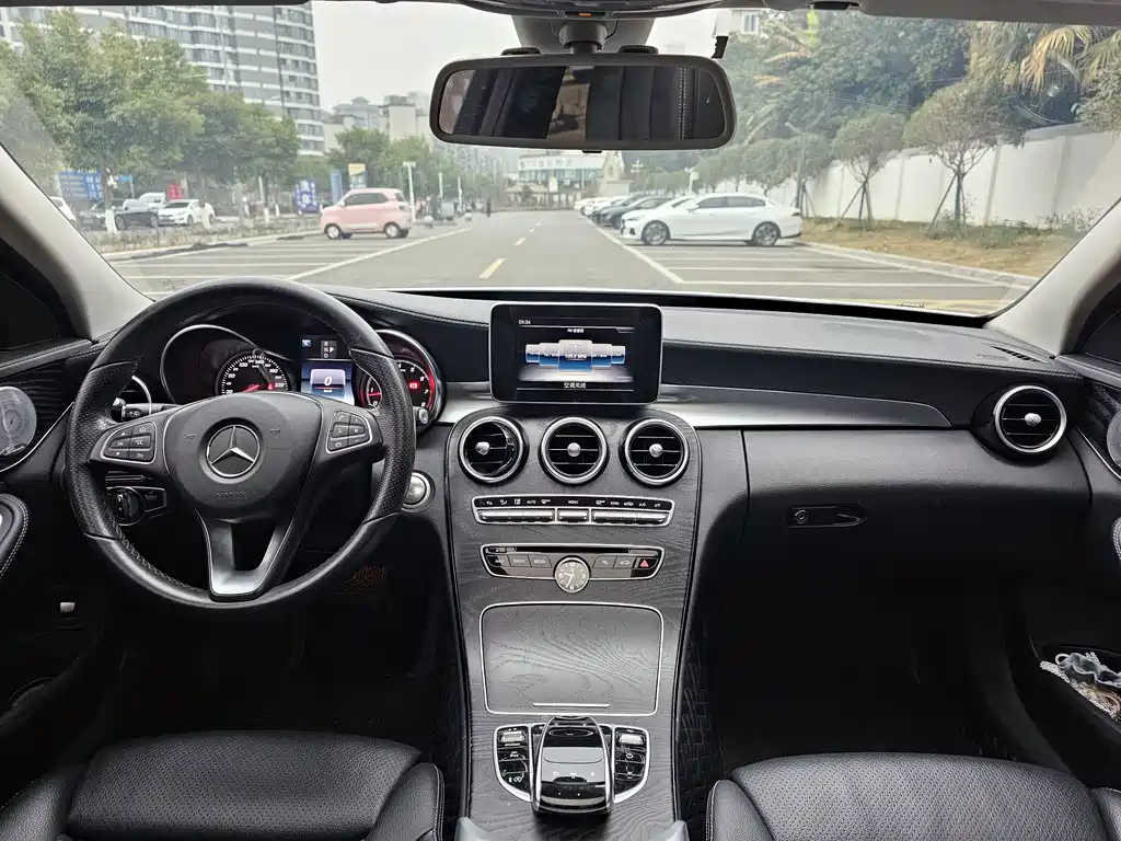 Mercedes-Benz C-Class 2018 C 200 L Sports Edition купить на сайте DeffCars