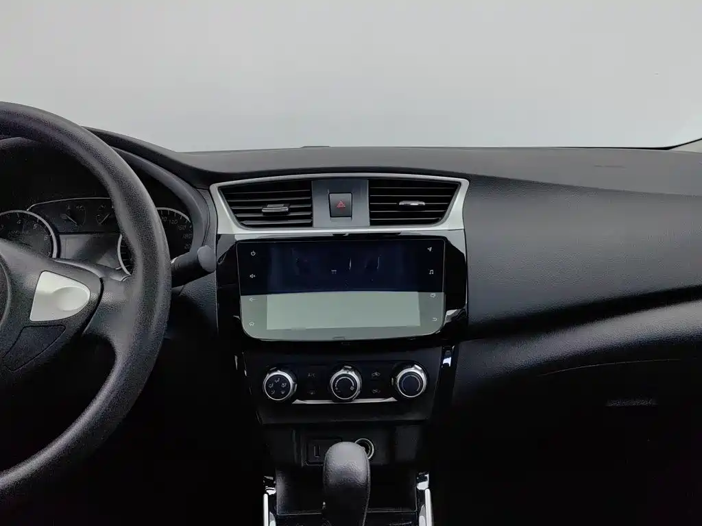 Sylphy 2022 Classic 1.6XL CVT Deluxe Edition купить на сайте DeffCars