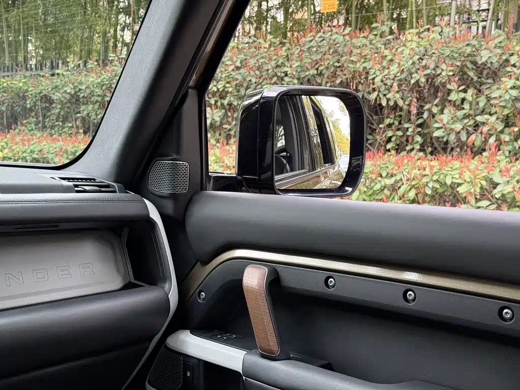 Land Rover Defender 2022 110 P400 X-DYNAMIC HSE купить на сайте DeffCars