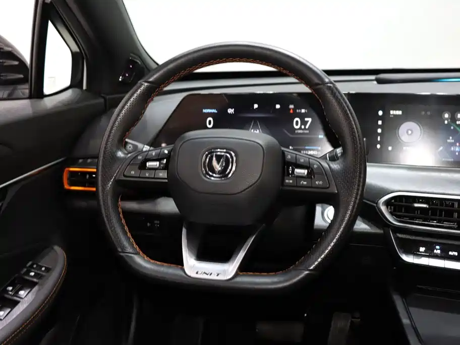 Changan UNI-T 2022 1.5T Sports Edition Premium Type купить на сайте DeffCars