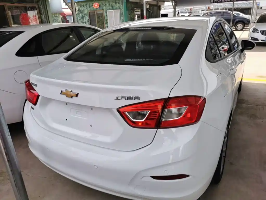Cruze 2018 320 Automatic Pioneer Sunroof Edition купить на сайте DeffCars