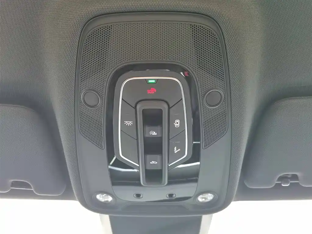 Audi A6L 2025 45 TFSI quattro premium dynamic model купить на сайте DeffCars