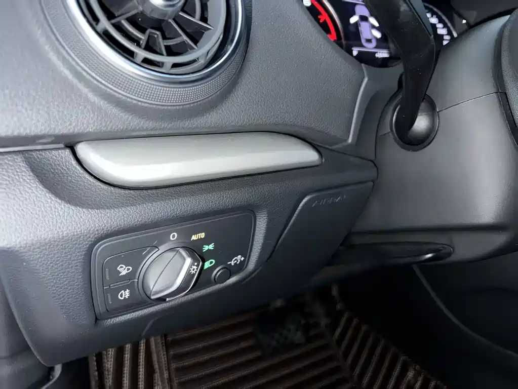 Audi A3 2019 Limousine 35 TFSI Enterprising National VI купить на сайте DeffCars