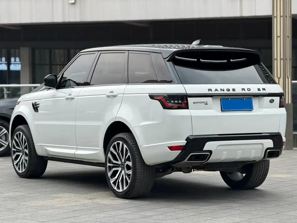 Range Rover Sport 2020 3.0 L6 HSE DYNAMIC купить на сайте DeffCars