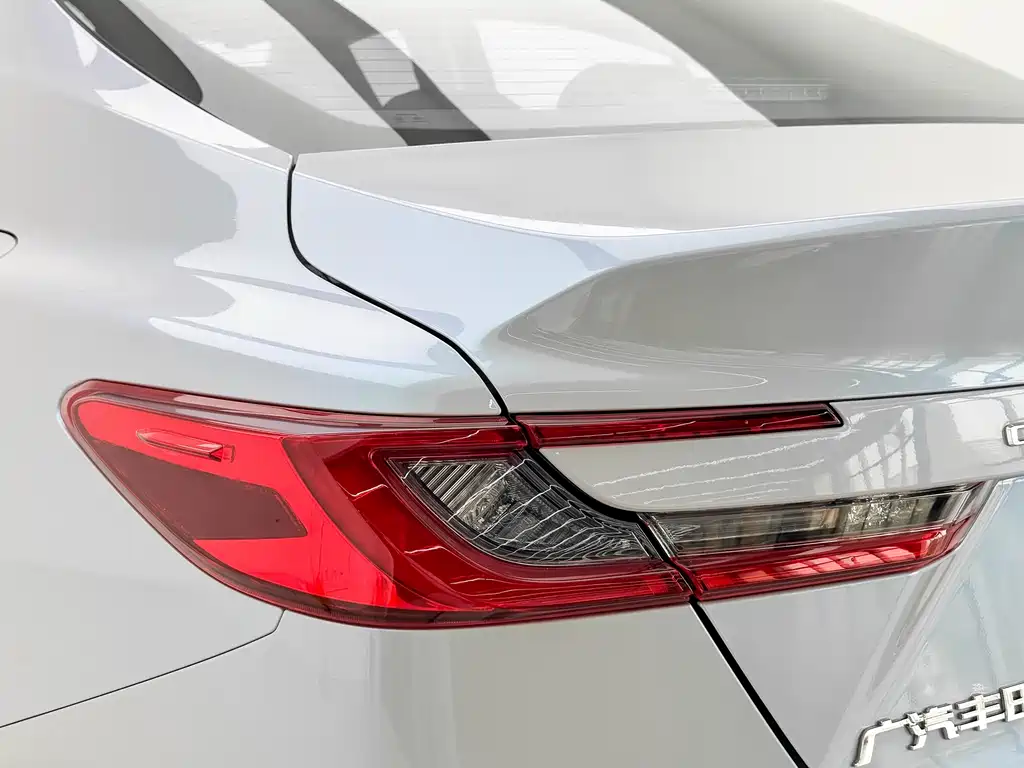 Camry 2024 Shuangqing 2.5HG Premium Edition купить на сайте DeffCars