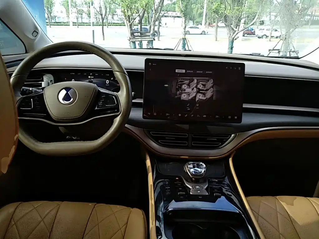 Denza D9 2022 DM-i 970 four-wheel drive flagship model купить на сайте DeffCars