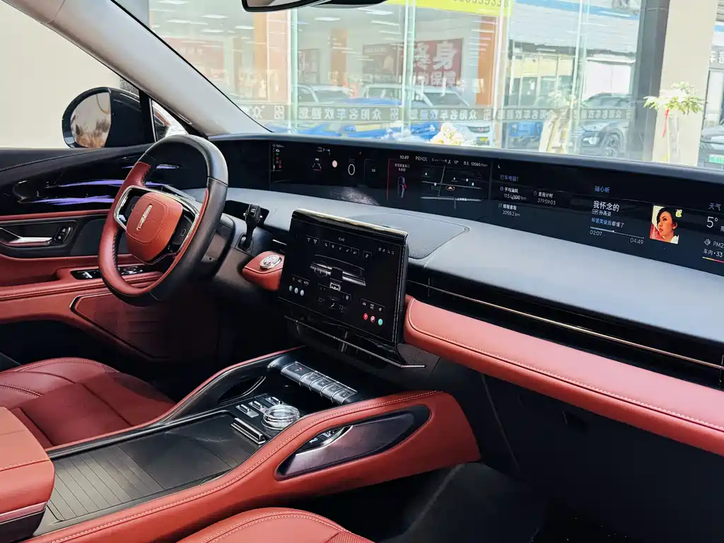 Voyager 2023 2.0T four-wheel drive premium version купить на сайте DeffCars