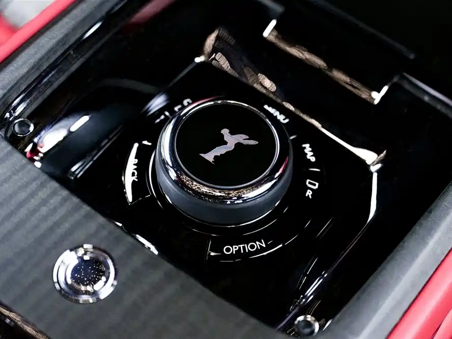 Cullinan 2018 four-seat version купить на сайте DeffCars