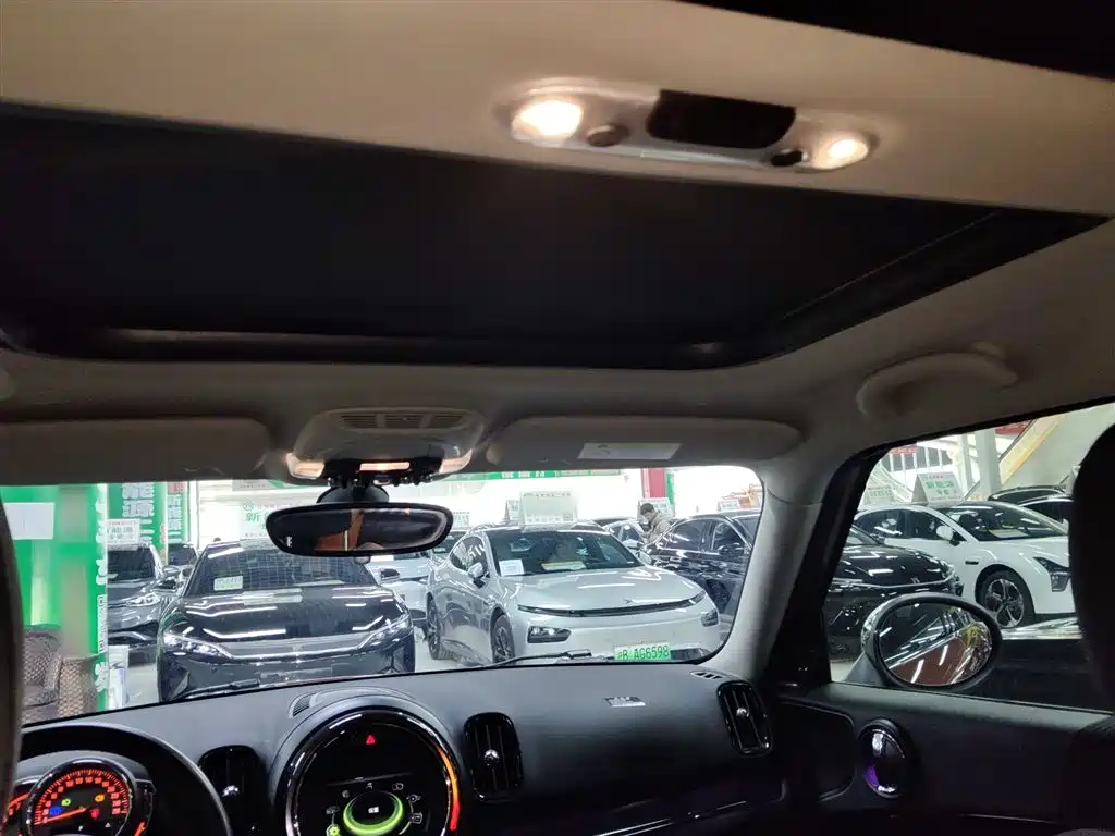 MINI COUNTRYMAN 2017 1.5T COOPER ALL4 Traveler купить на сайте DeffCars