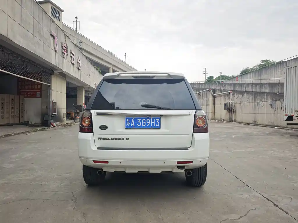 Freelander 2 2015 2.0T Si4 XS Collector’s Edition купить на сайте DeffCars