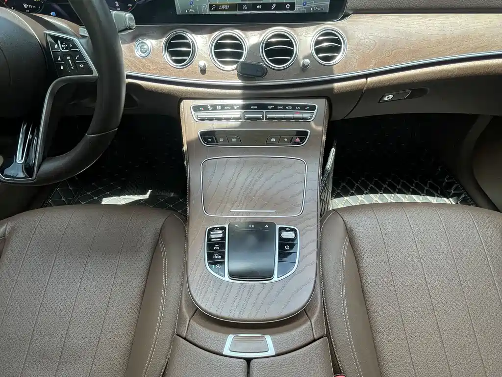 Mercedes-Benz E-Class 2021 E 300 L Fashion Model купить на сайте DeffCars
