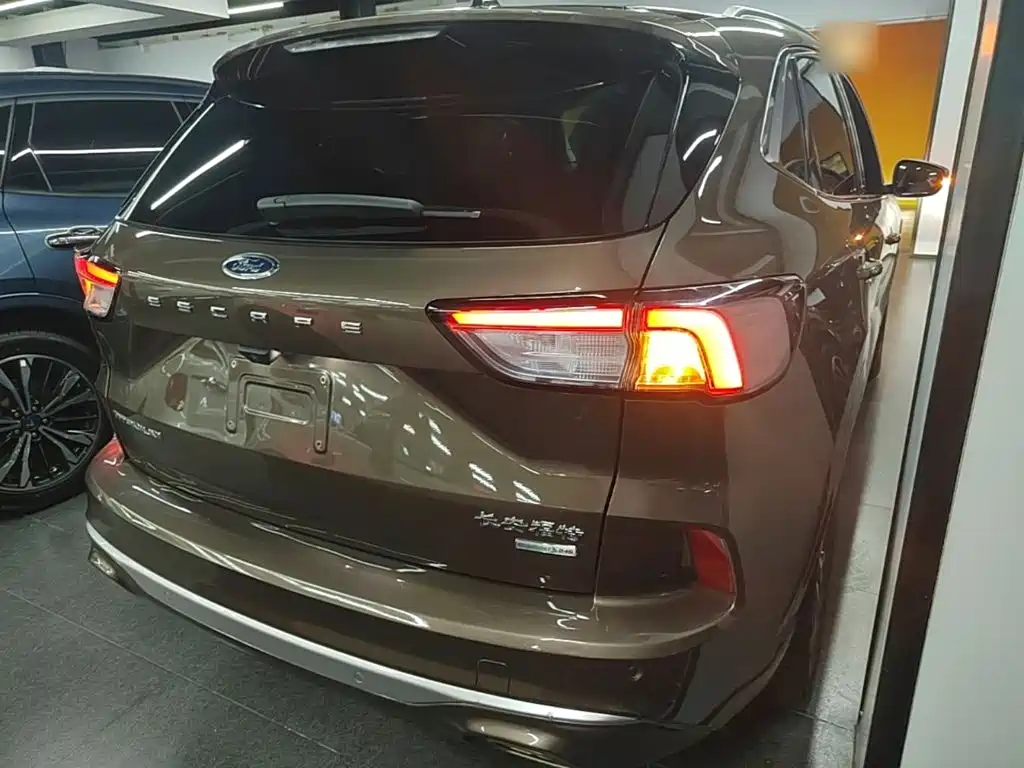 Ruiji 2020 EcoBoost 245 four-wheel drive premium model купить на сайте DeffCars