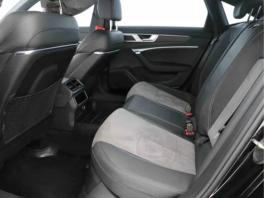 Audi A6L 2024 45 TFSI quattro купить на сайте DeffCars
