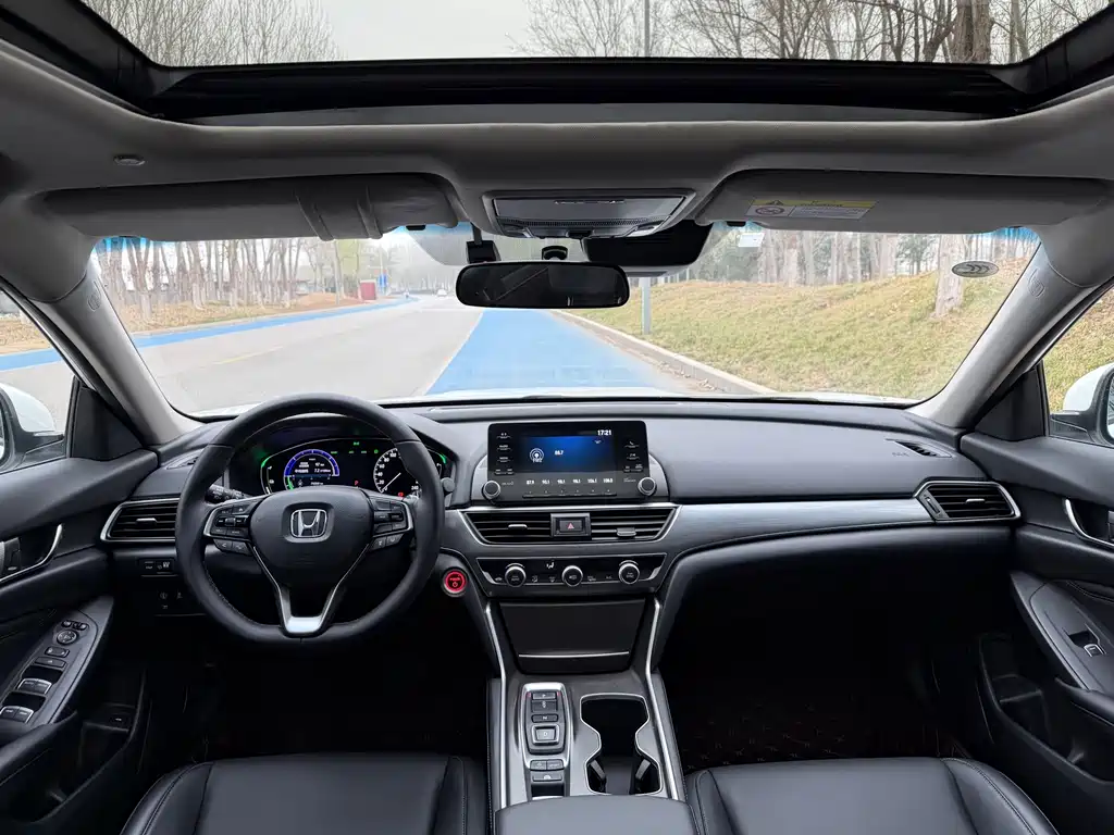 Accord 2018 Sharp Hybrid 2.0L Sharp Collar Edition National VI купить на сайте DeffCars