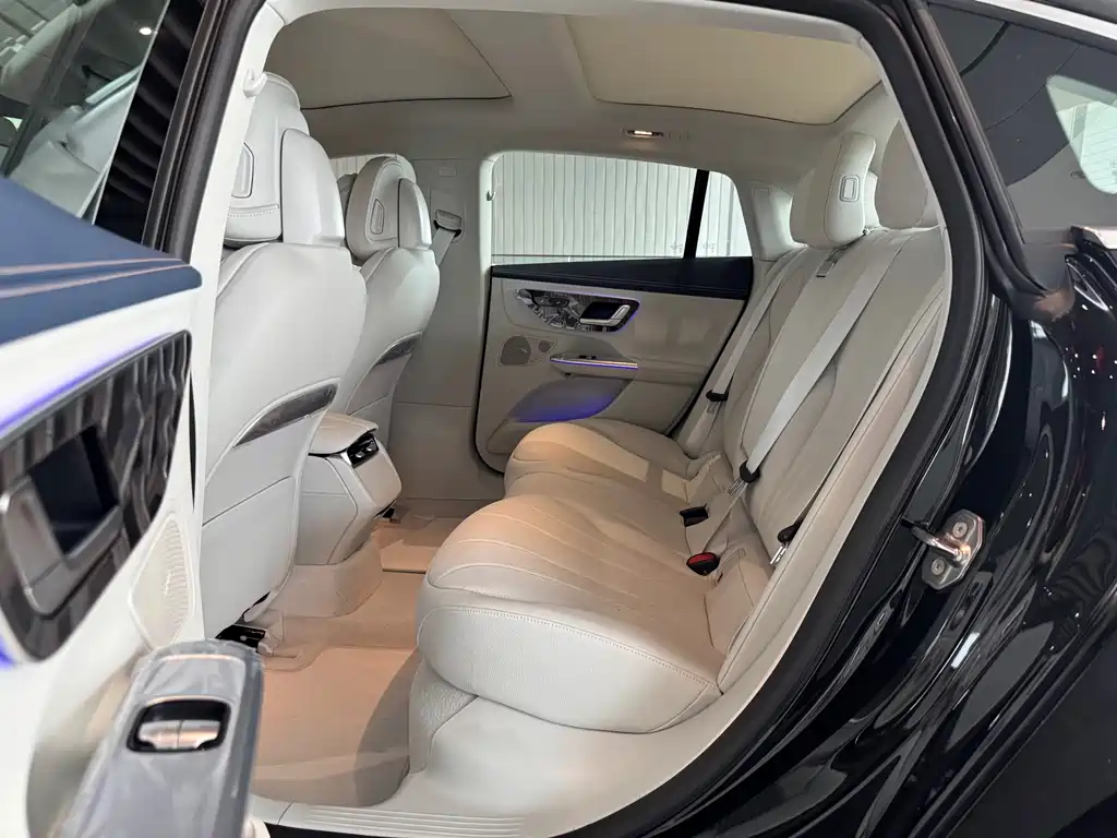 Mercedes-Benz EQE 2025 500 4MATIC Pioneer Edition купить на сайте DeffCars