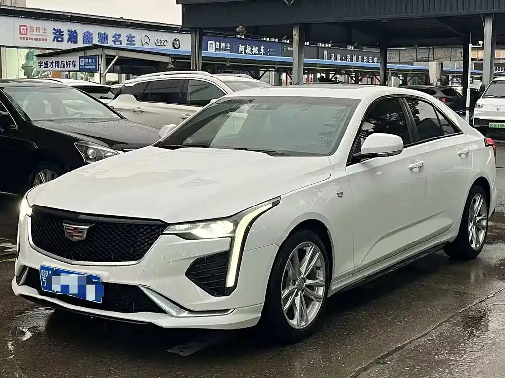 Cadillac CT4 2022 28T Fashion Model купить на сайте DeffCars