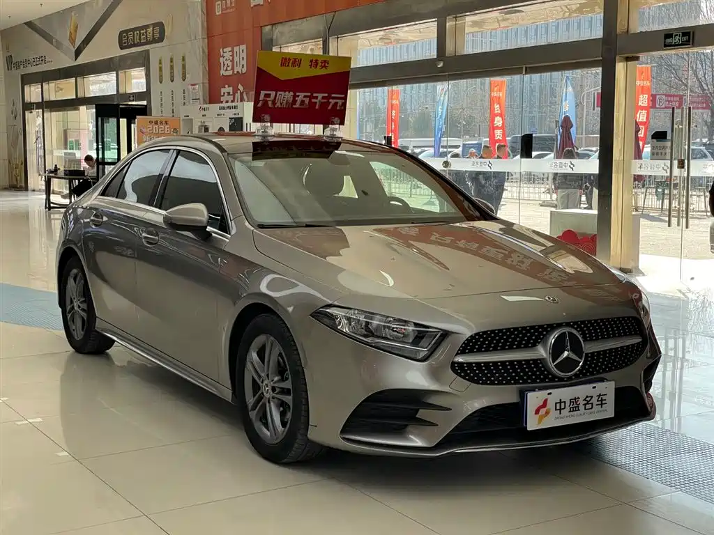 Mercedes-Benz A-Class 2020 facelift A 180 L sports sedan special configurations купить на сайте DeffCars