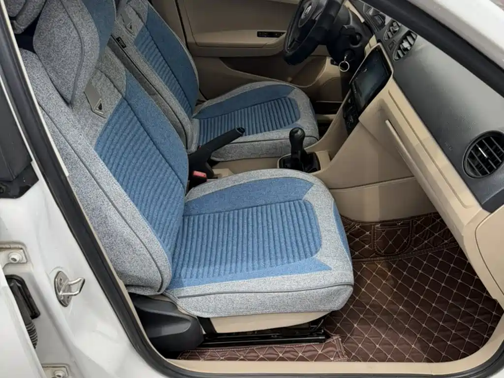 Jetta 2015 Edition 1.6L Manual Fashion купить на сайте DeffCars