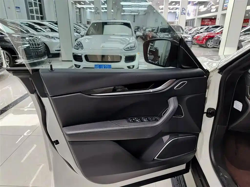 Levante 2019 3.0T Standard Edition National V купить на сайте DeffCars