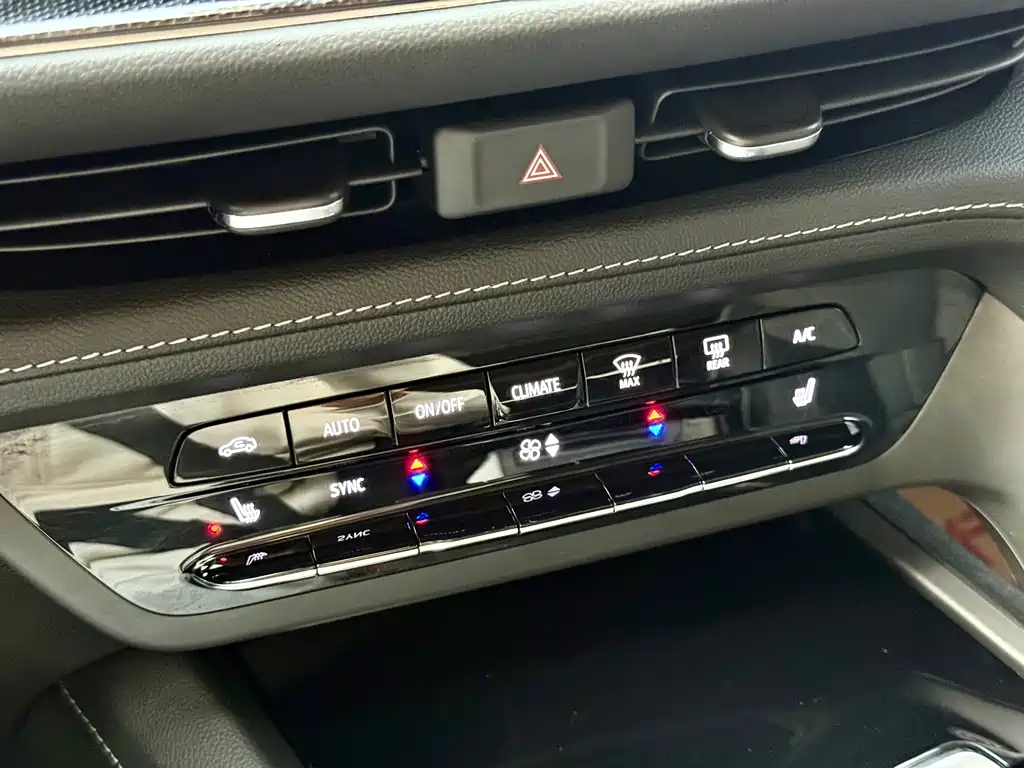 Envision Plus 2023 Envision Plus 652T five-seater luxury model купить на сайте DeffCars