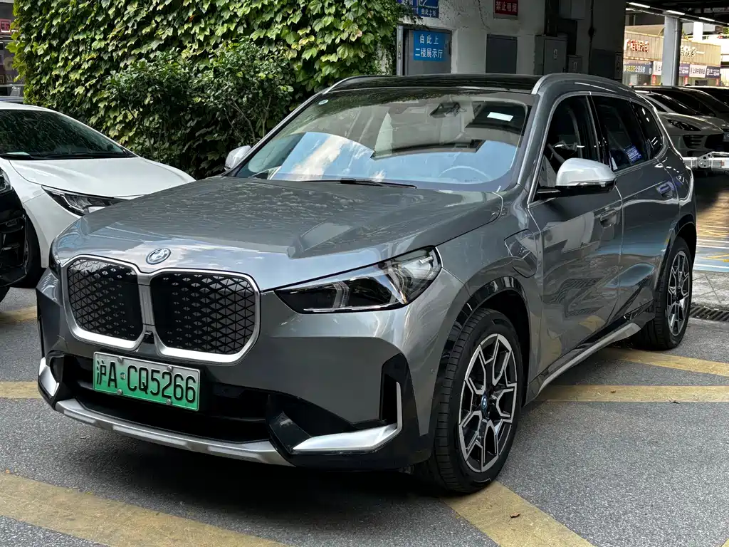BMW iX1 2023 xDrive30L X Design Package купить на сайте DeffCars