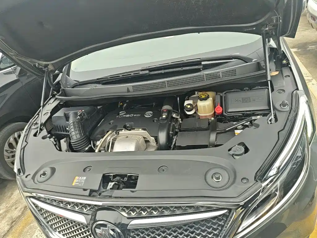 Buick GL8 2017 ES 28T Exclusive Type National V купить на сайте DeffCars