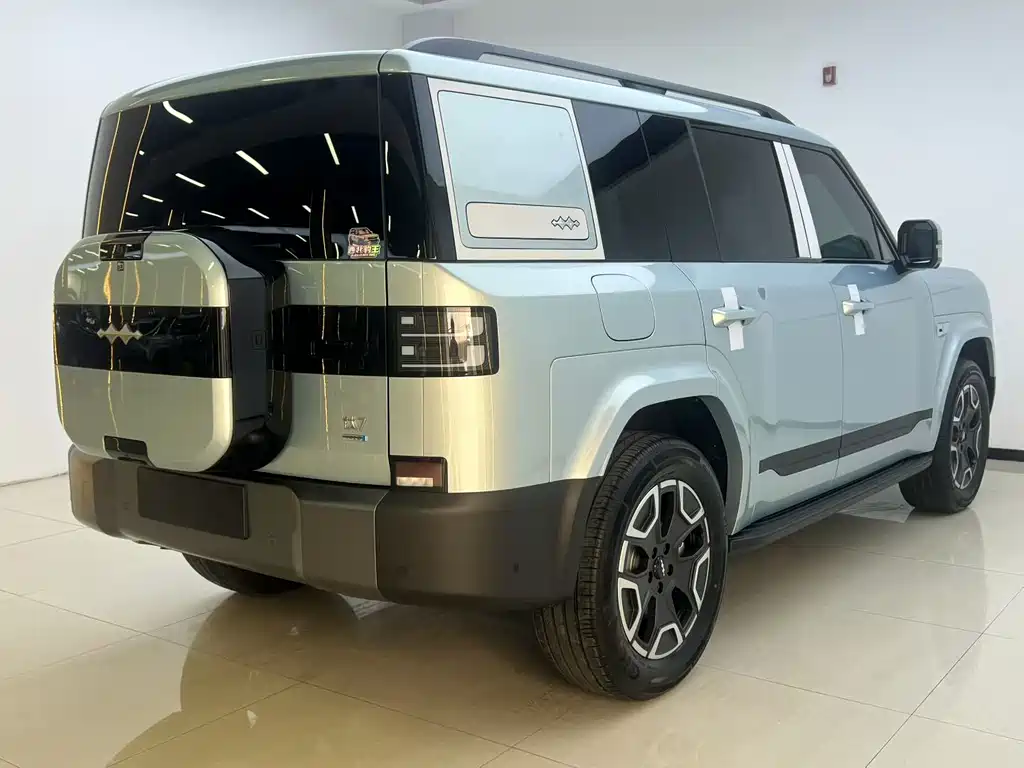 Titanium 7 2025 190KM four-wheel drive Max version купить на сайте DeffCars