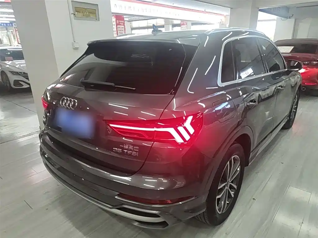 Audi Q3 2021 35 TFSI aggressive and dynamic купить на сайте DeffCars