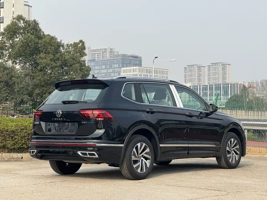 Tiguan L New Energy 2023 430PHEV plug-in hybrid premium version купить на сайте DeffCars