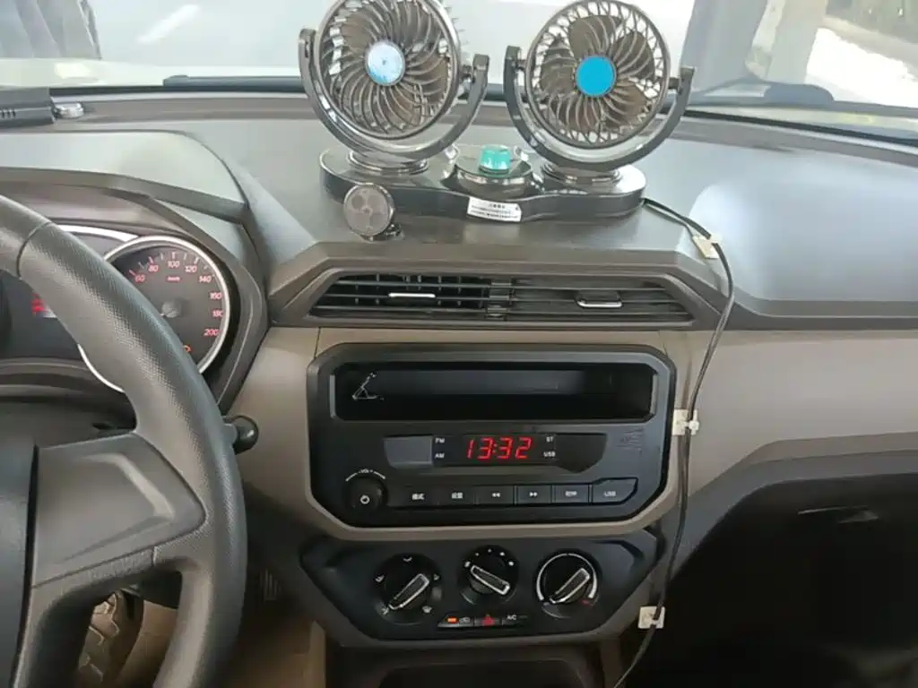 Wuling Hongguang 2019 1.5L S Standard National VI LAR купить на сайте DeffCars