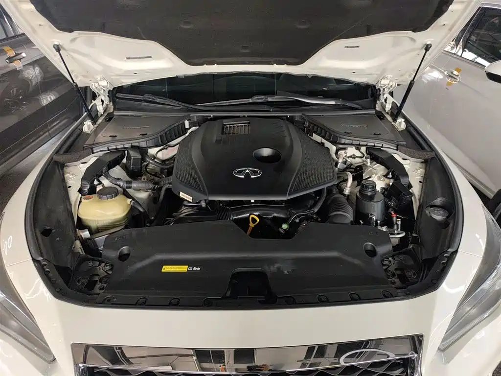Infiniti Q50L 2018 2.0T Comfort Edition National VI купить на сайте DeffCars